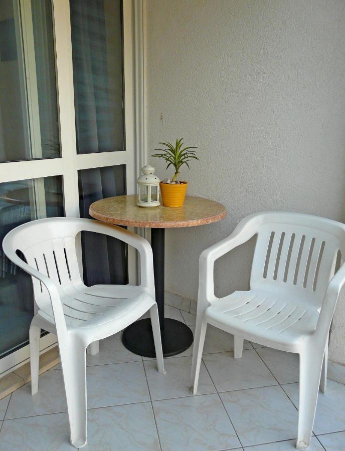 Apartments By The Sea Drvenik Donja Vala, Makarska - 6756 Zewnętrze zdjęcie